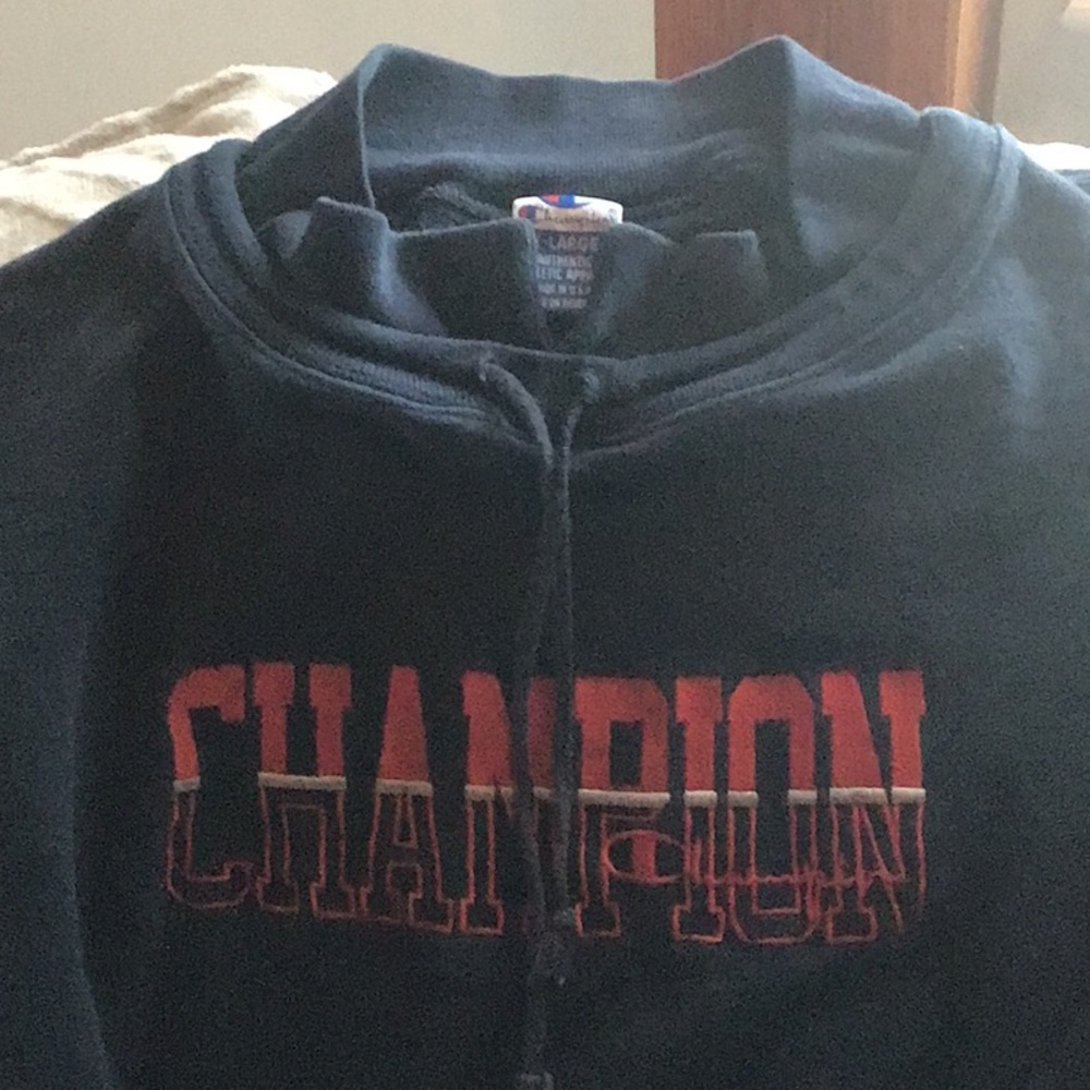 Men’s a champion sweatshirt